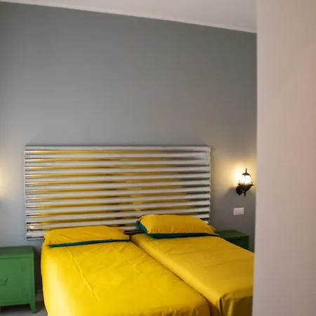 Rallegranza 4* نابولي